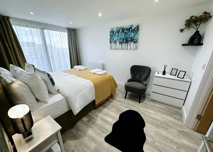 The Atlantis - Tower Apartments