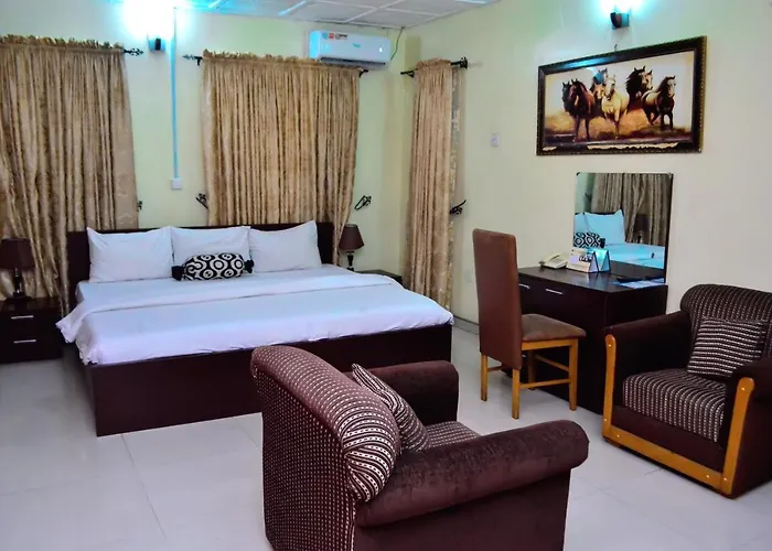 Proxima Inn