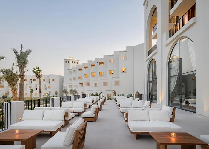 Serry Beach Resort