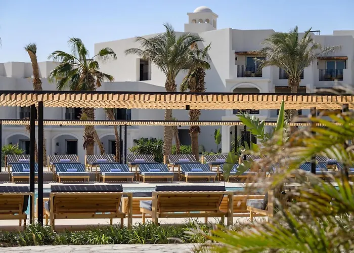 Serry Beach Resort