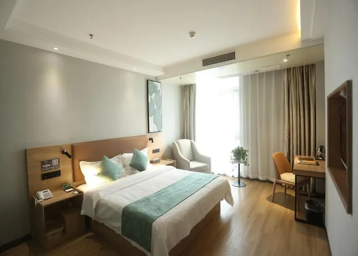 Greentree Inn Anqing East Yingbin Road High-Speed Railway Station