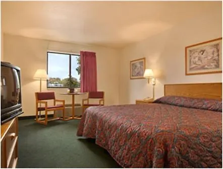 Super 8 By Wyndham Bonne Terre