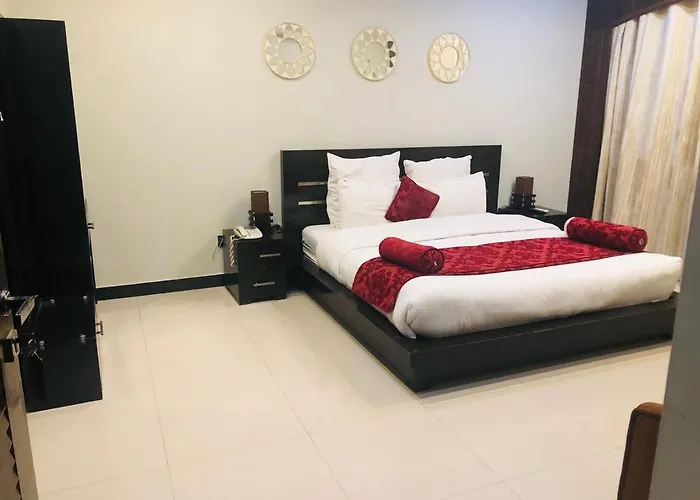 Burj Al Swat Hotel