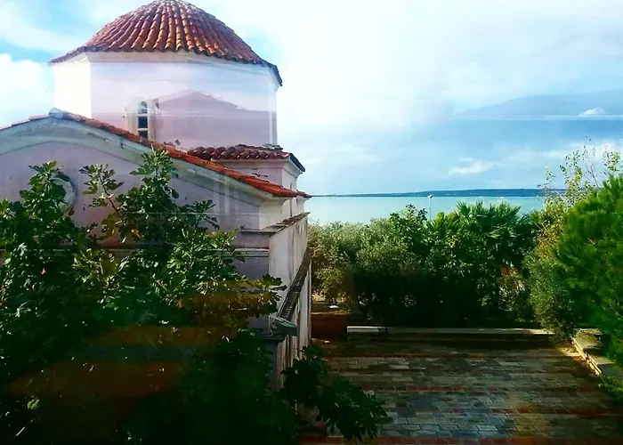 Akbuek Tas Otel