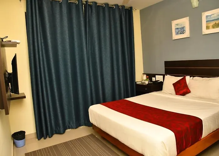 Hotel West End
