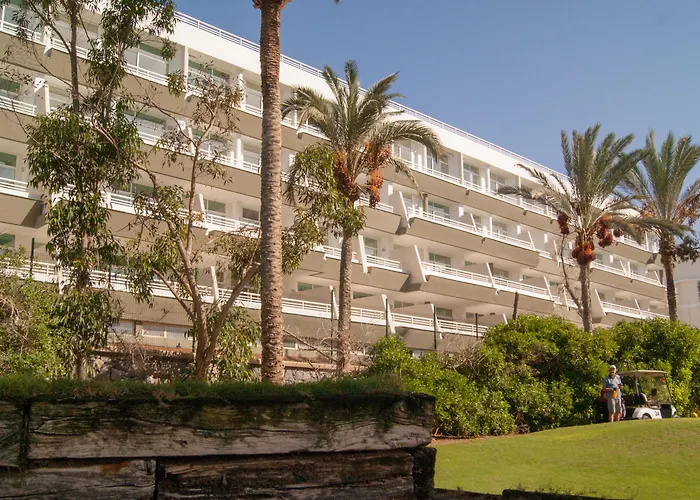 Gara Suites Golf & Spa