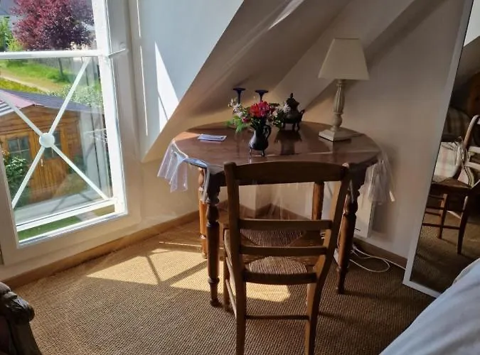 Camelia Rouge Bed and Breakfast Granville
