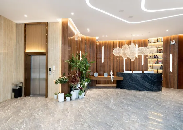 Weizhanwan Hotel Shenzhen International Convention&Exhibition Center Fuhai West Metro Branch