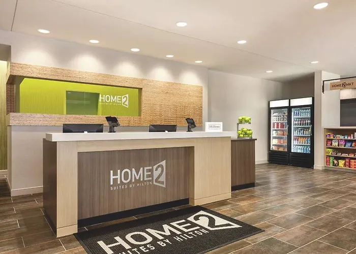 Home2 Suites By Hilton Milwaukee West