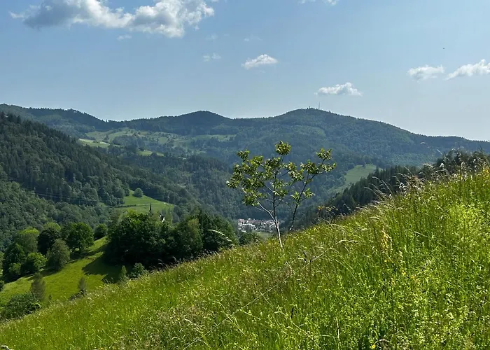 Cella Apartments ****