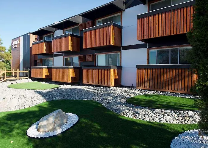 Coast Metro Vancouver Hotel