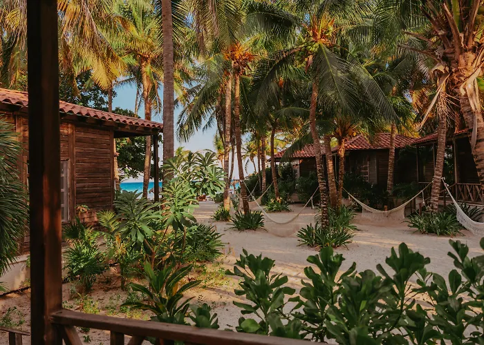 Petit Lafitte Beach Front Hotel&Bungalows