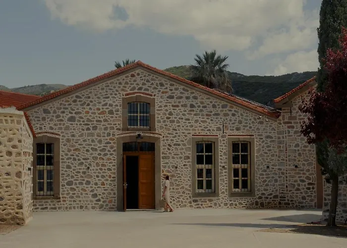 Zaira Hotel