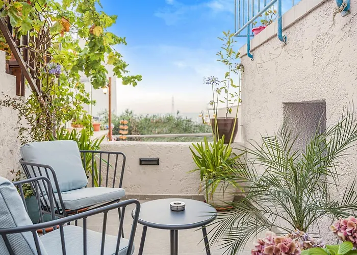 Achatis Suites