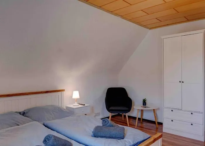 Gemütliche Wohnung nähe Alsfeld - Parkplatz