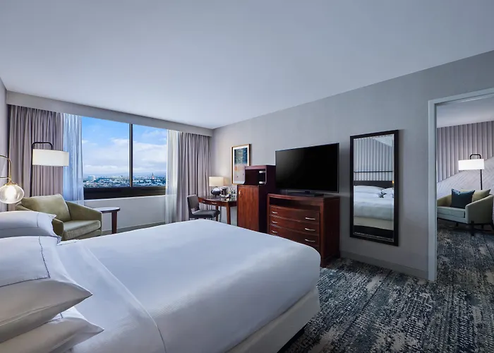 Hotel Fera Anaheim, A Doubletree By Hilton Hotel