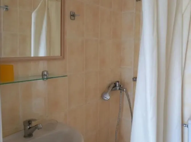 Argo Rooms