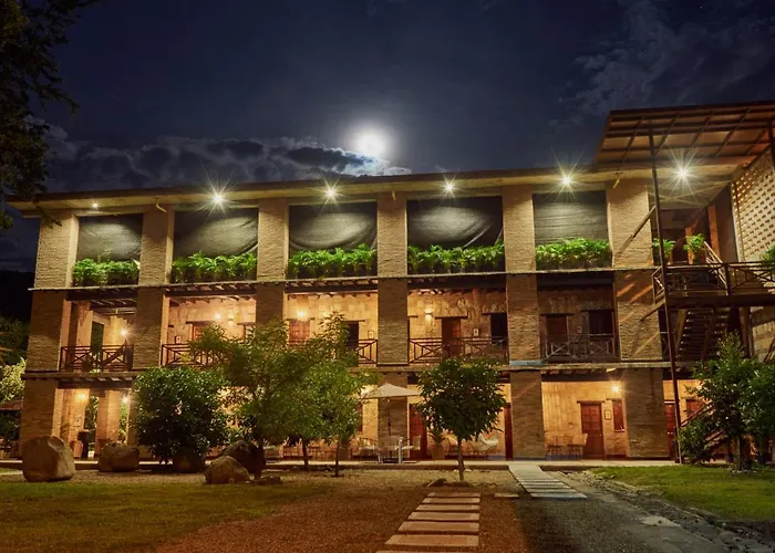 Mentto Hotel