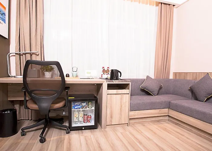 Atour Hotel Qinhuangdao Railway Station Yingbin Road