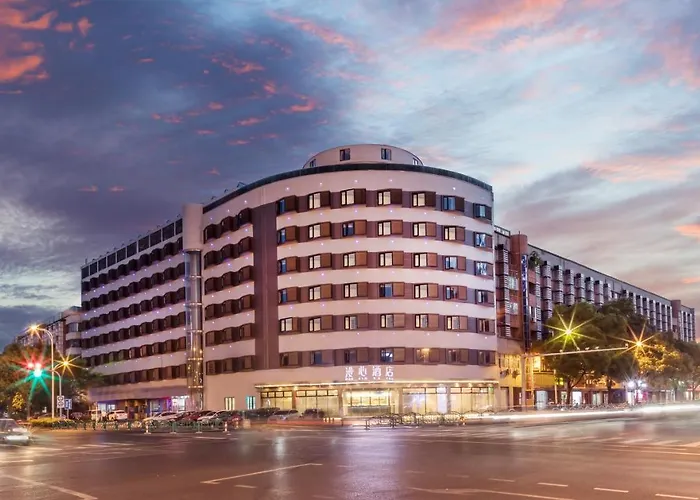 Manxin Hotel Zhangjiagang Pedestrian Street
