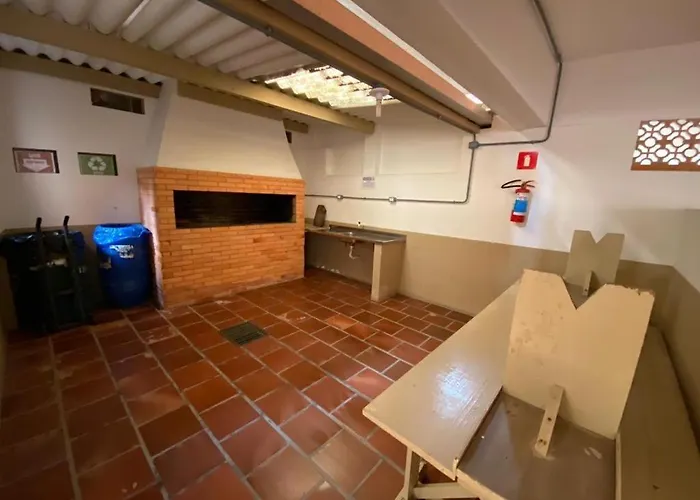 Apartamento 1 dormitório, confortável, no centro de Capão da Canoa a 1 quadra do mar