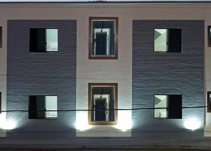 Metro Hotel