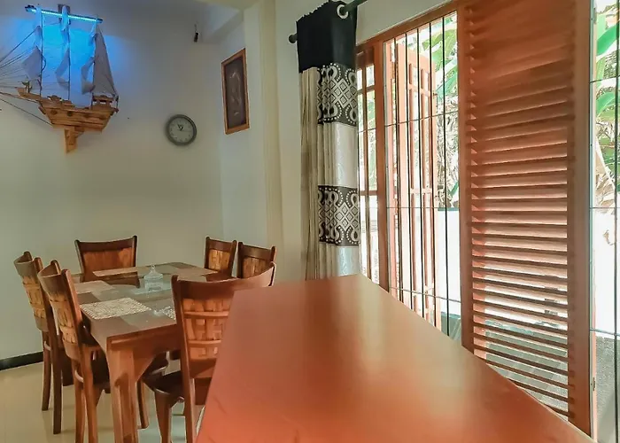 New White House Ratnapura
