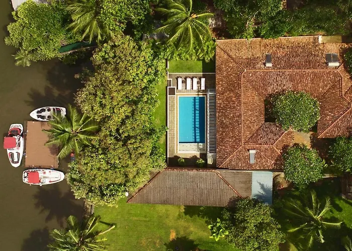 Villa Apsara By Avant Leisure
