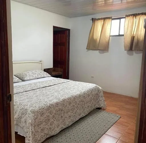 Hermoso Apartamento En Quepos/ Manuel Antonio.