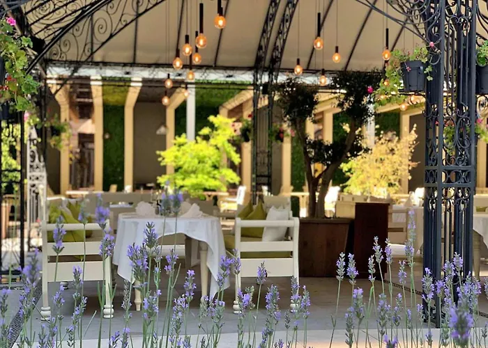 Dunav Plaza Hotel