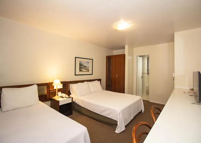 Trevi Hotel E Business