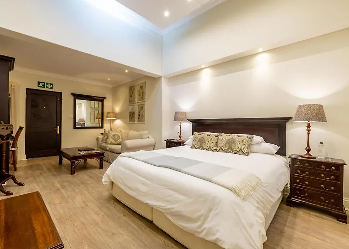 Sheppard Boutique Hotel