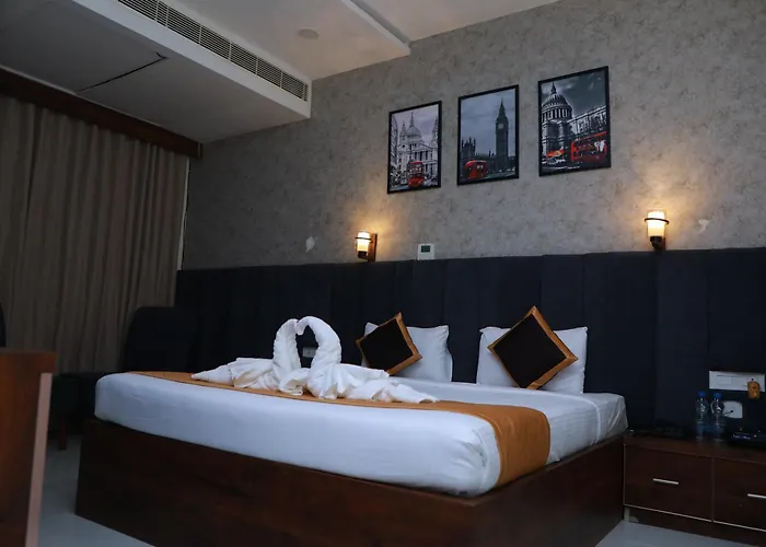Hotel Jbs Minerva Grand