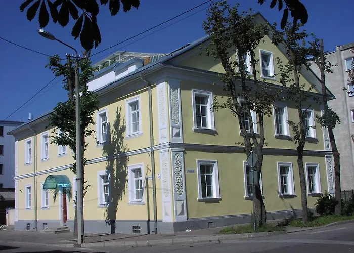 Central Hotel