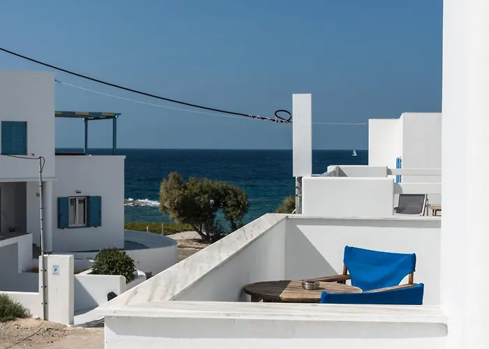 V-Rooms In Milos Cyclades