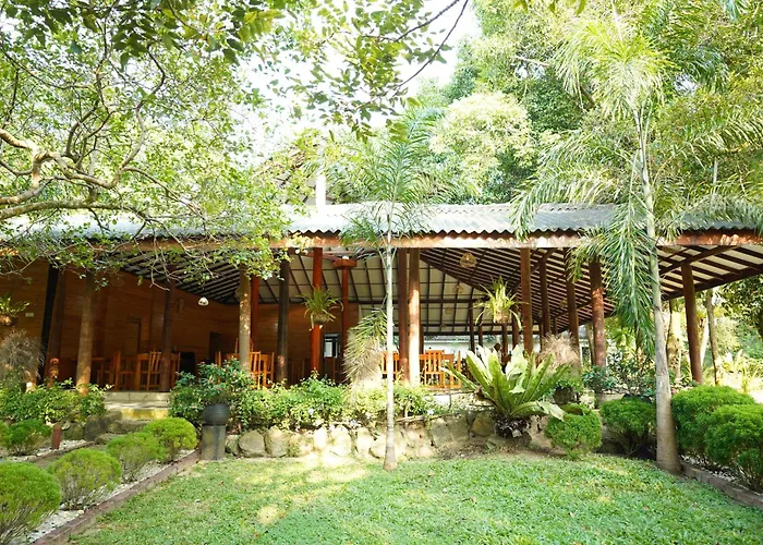 Lake Resort Bolgoda