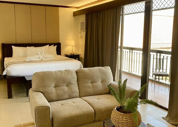 Plaza Del Norte Hotel And Convention Center
