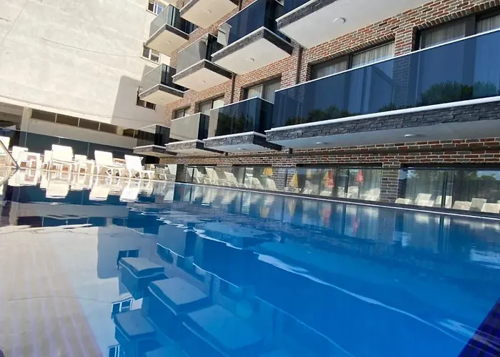 Mari Pembe Otel