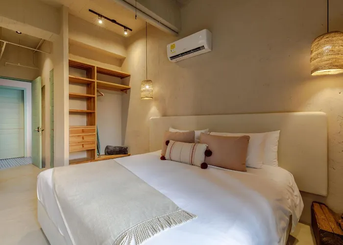Bondo Hometel