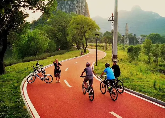 Guilin Bonjour Boutique Hotel- Free Pick Up Service Over 3 Nights