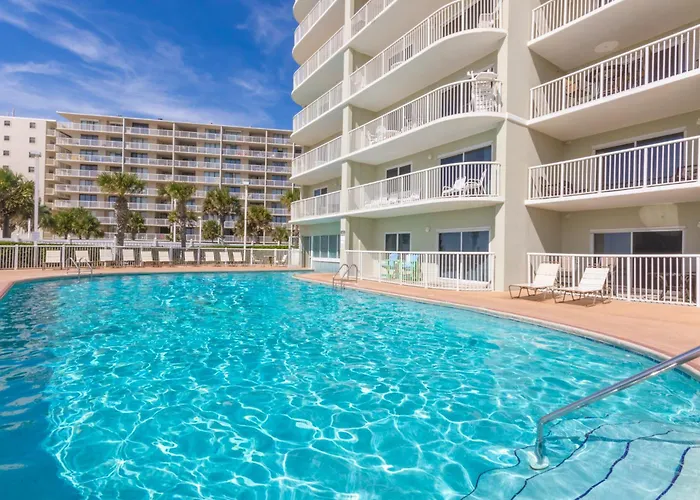 Tradewinds 205
