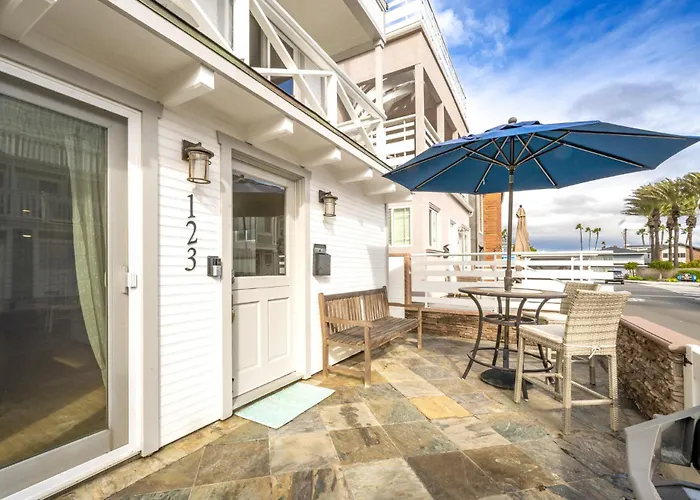 Freshly Renovated Beach House Steps To The Beach