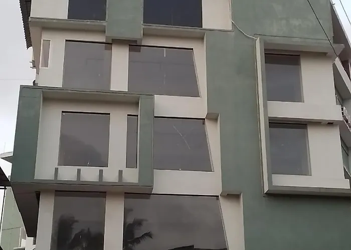 Dwarka Lodging & Boarding