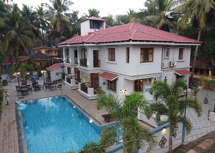Coastal Suites Apart Hotel ---- 10 Minutes Walk To Beach