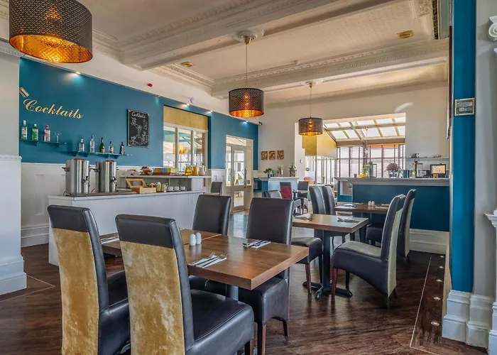 Muthu Westcliff Hotel (Near London Southend Airport)