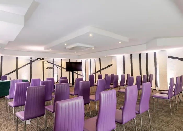 Donnington Manor Hotel