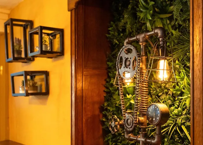 Boars Head Hotel