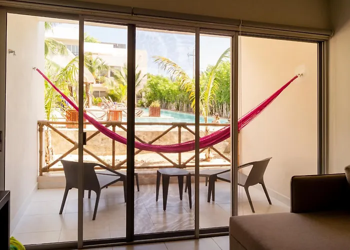 78796 Cozy Unit By The Pool, Fiber Optic, 70M To Ocean