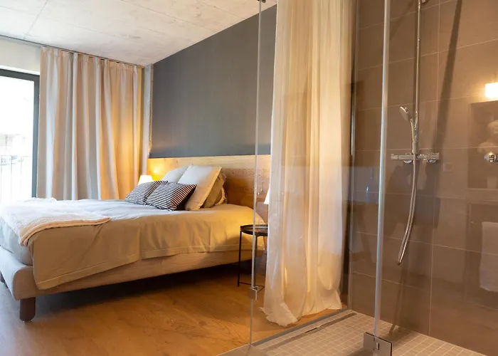Hotel De L'Ours Preles
