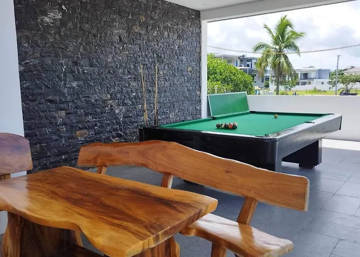 Villa Tobias Beach Resort
